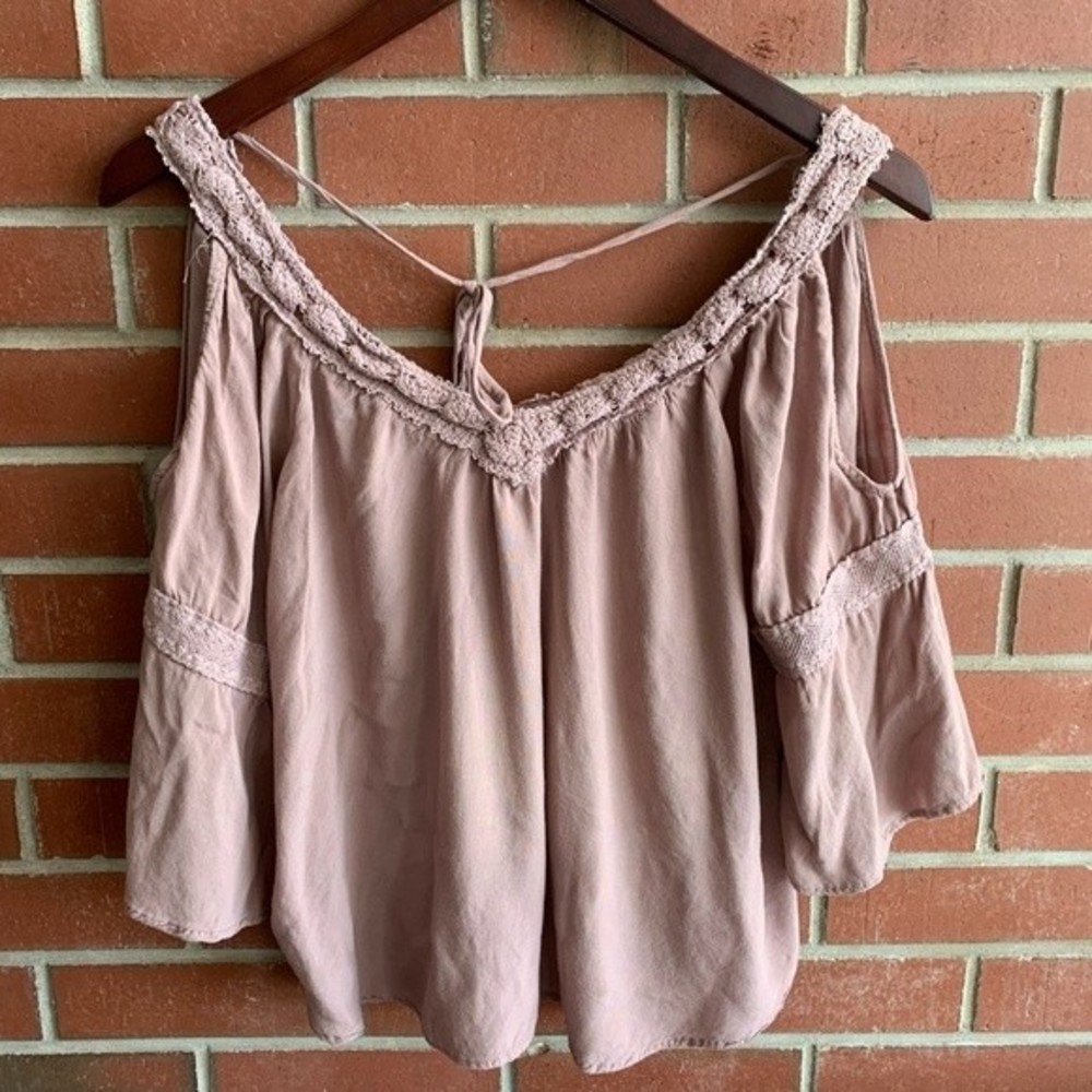 UO Staring At Stars Cold Shoulder Knit Collar top